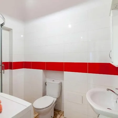 три кімнати вулиця грушевського 9 центр міста Apartman